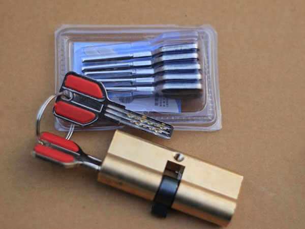 乐清24小时上门开锁公司